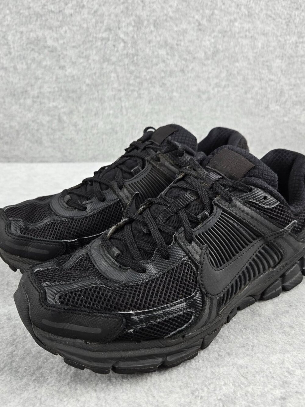 Nike Air Zoom Vomero 5 Shoes Mens Size 12 Triple Black Sneakers BV1358-003